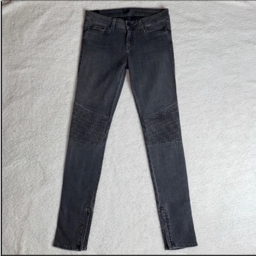 Vince Skinny Moto Jeans Denim Gray Black Wash
Size 26 - Picture 11 of 13